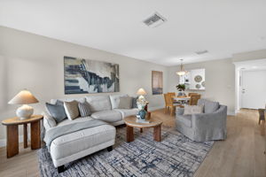Living Room 3 of 5