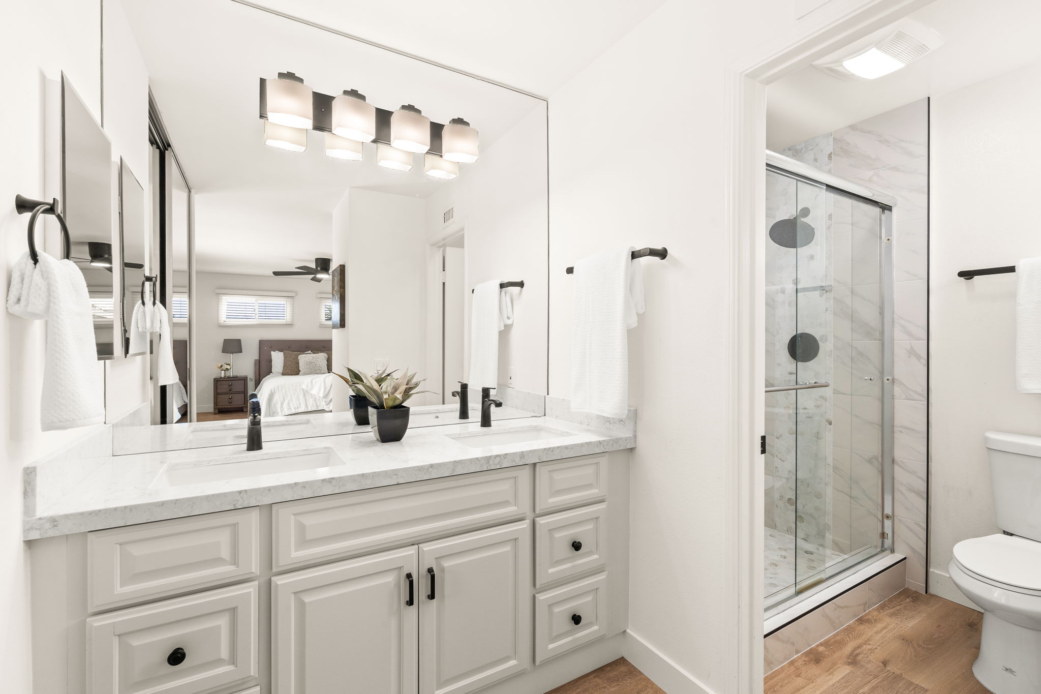 6221 Brynwood Ct-29