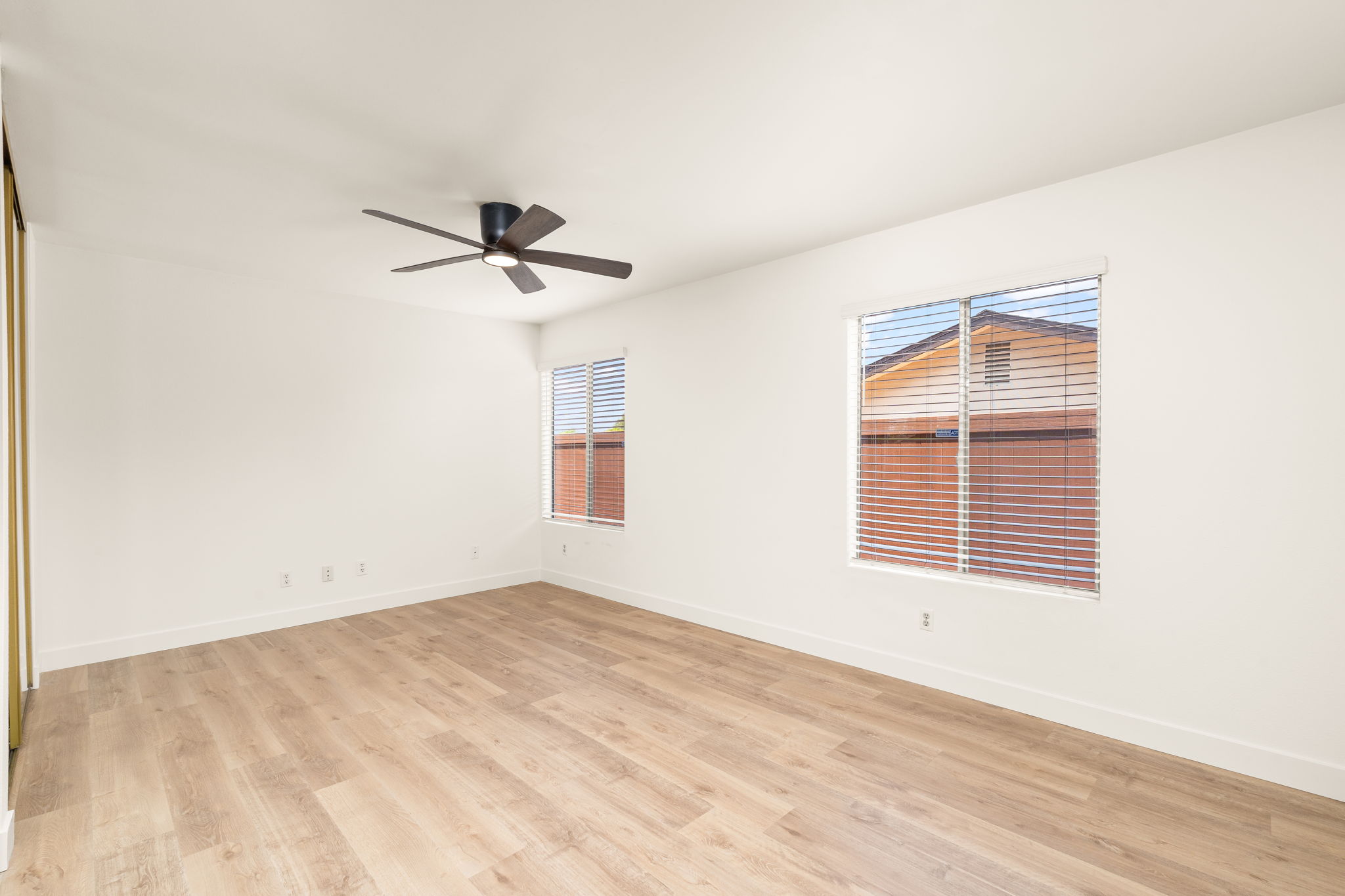 6221 Brynwood Ct-22