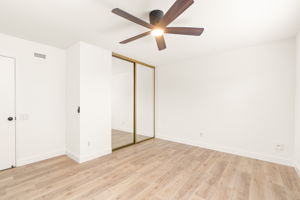6221 Brynwood Ct-19