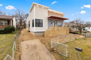 6221 Lee Pl, Capitol Heights, MD 20743, USA Photo 3