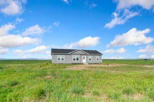  Photo 0