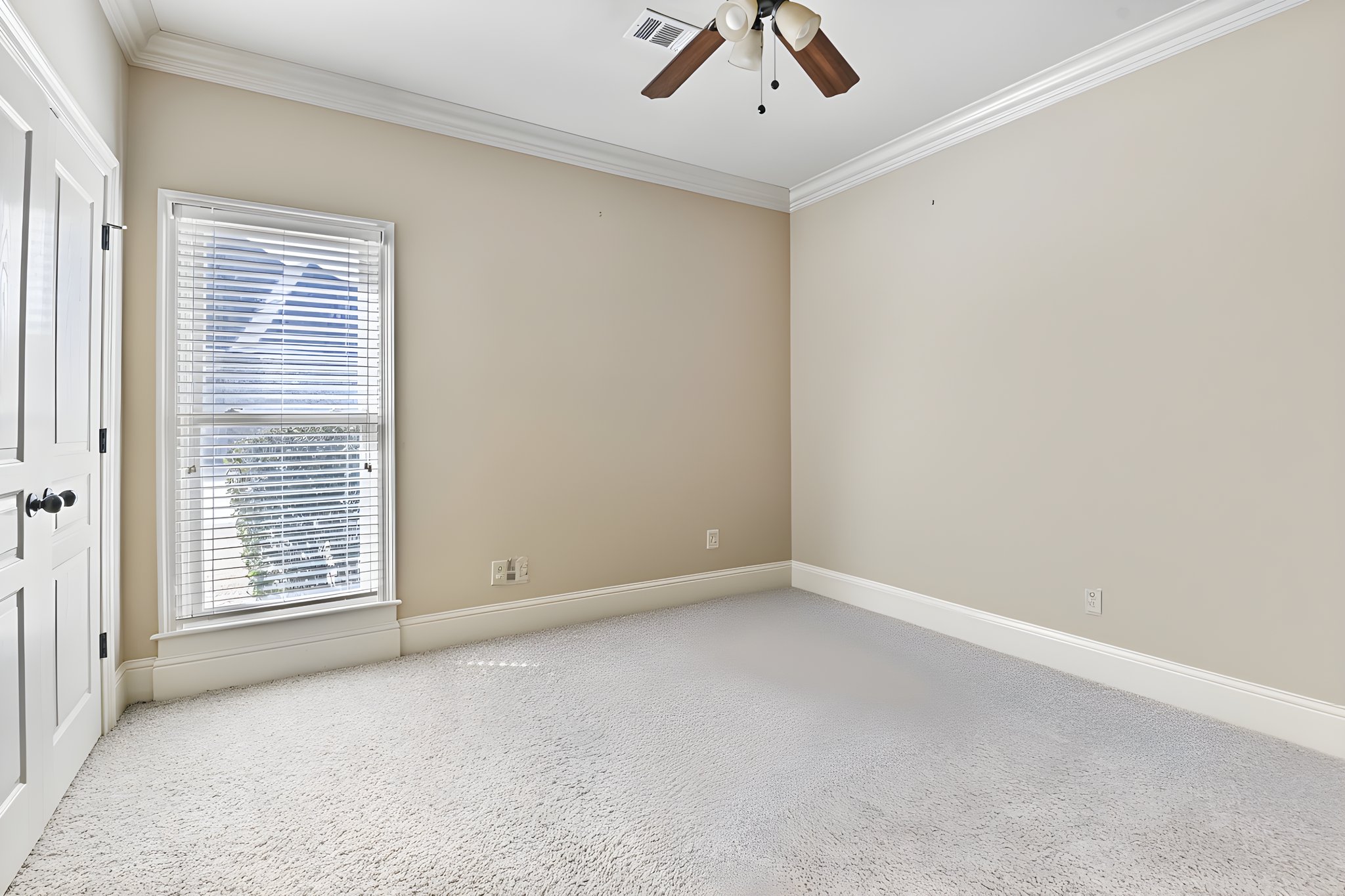 TP9_7769 furniture removed.jpeg