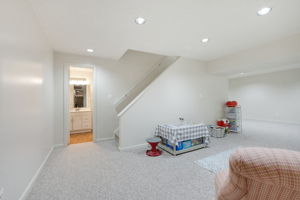  Photo 49