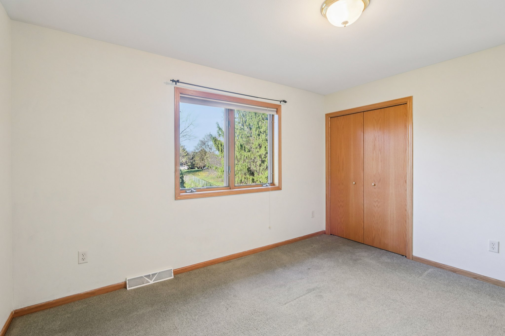 Dominion Dr-S1311-023.jpg