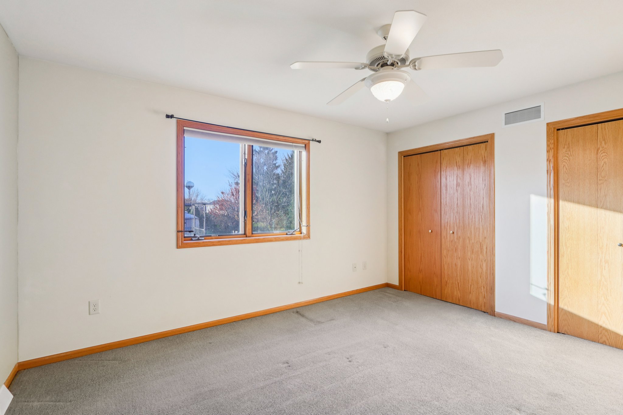 Dominion Dr-S1311-026.jpg