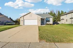 Dominion Dr-S1311-002.jpg