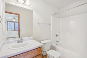 Dominion Dr-S1311-027.jpg