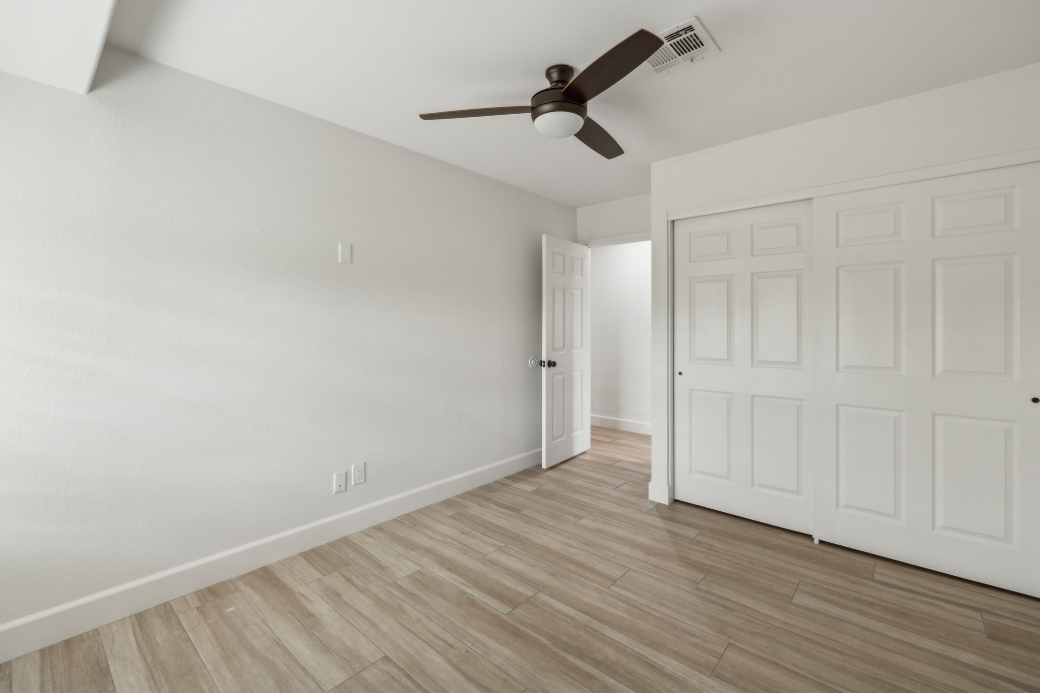 6226 E Betty Elyse Ln, Scottsdale, AZ 85254 - 017.jpg