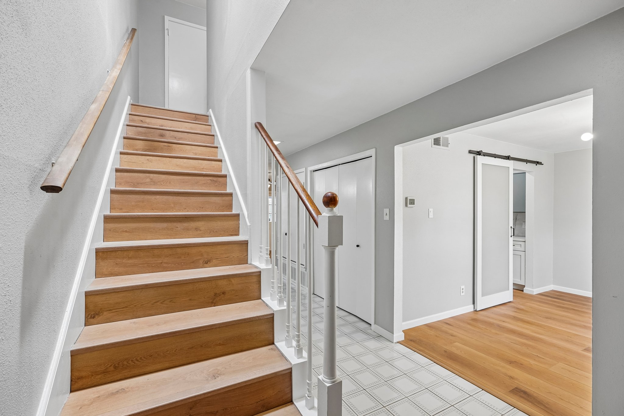 Rue Marielyne St-S2307-012.jpg