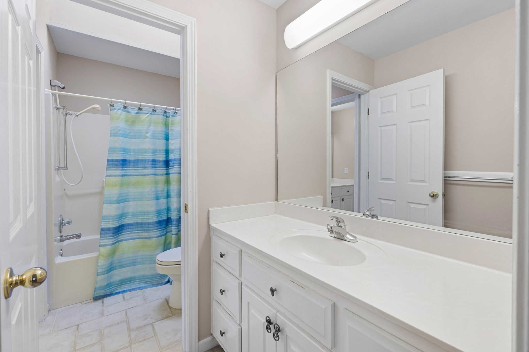 Second vanity