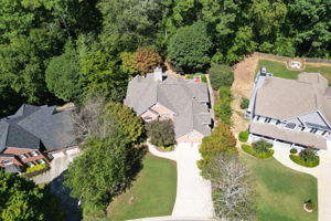 BRAND NEW roof!!