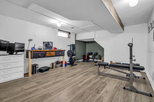  Photo 49
