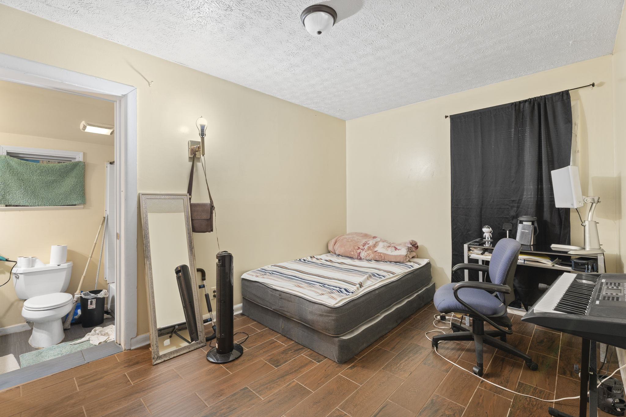  Photo 16