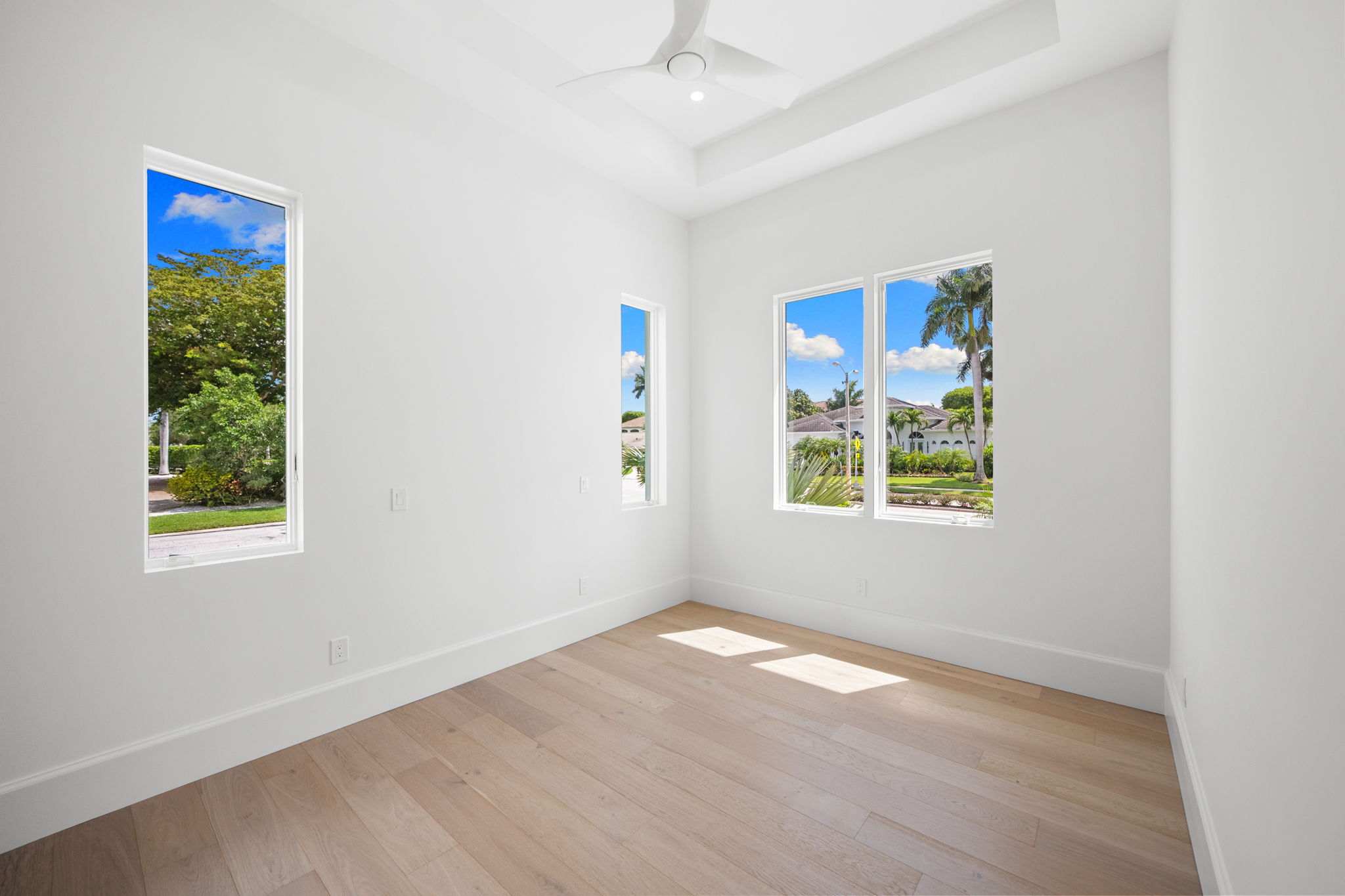 Spacious 3rd bedroom