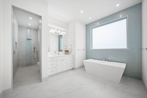 Seamless curbless shower entry