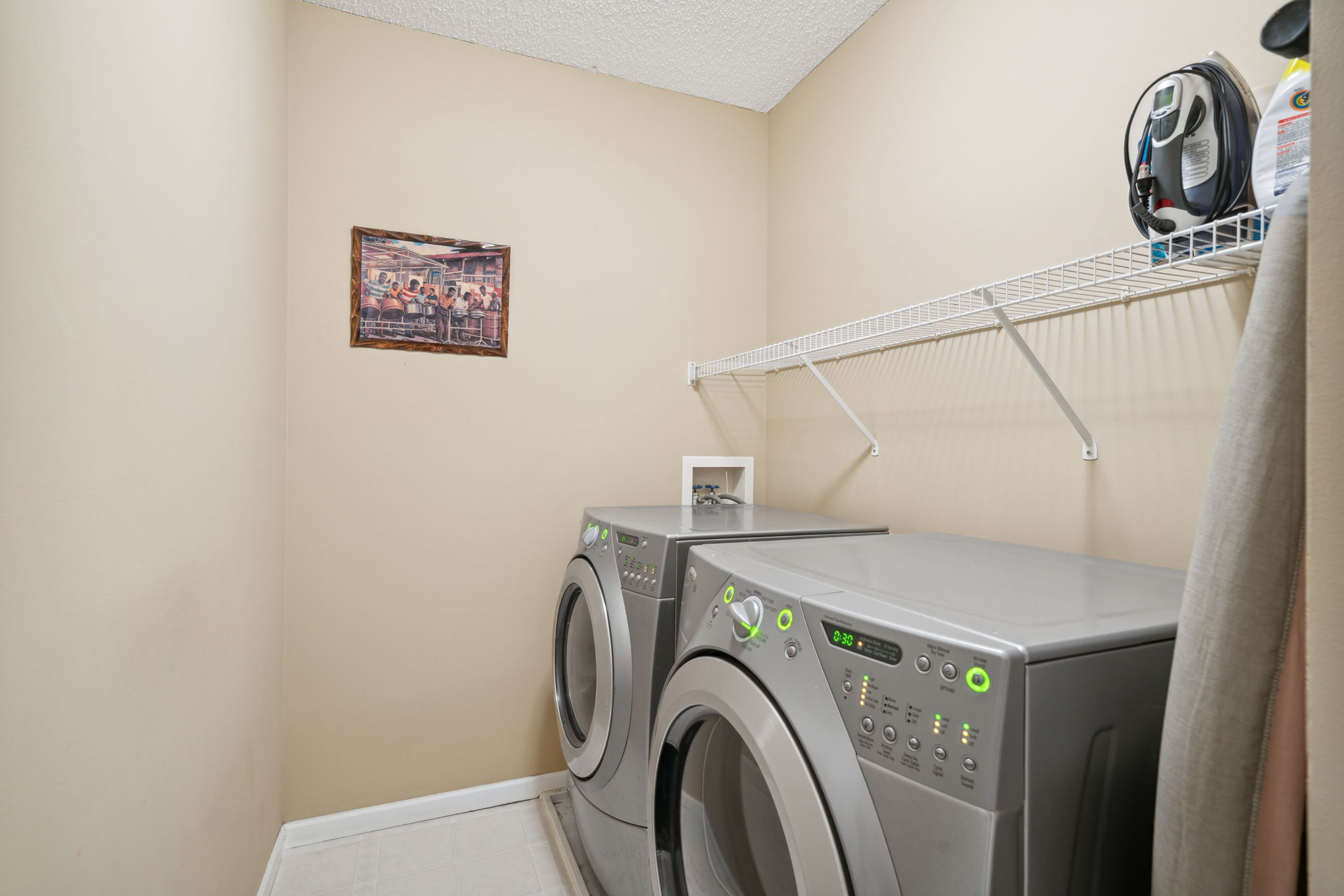 23_Interior