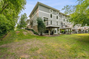 28_Exterior