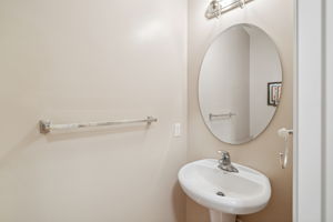 25_Interior