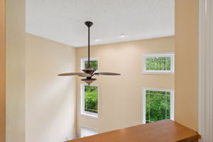 19_Interior