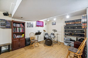26_Interior