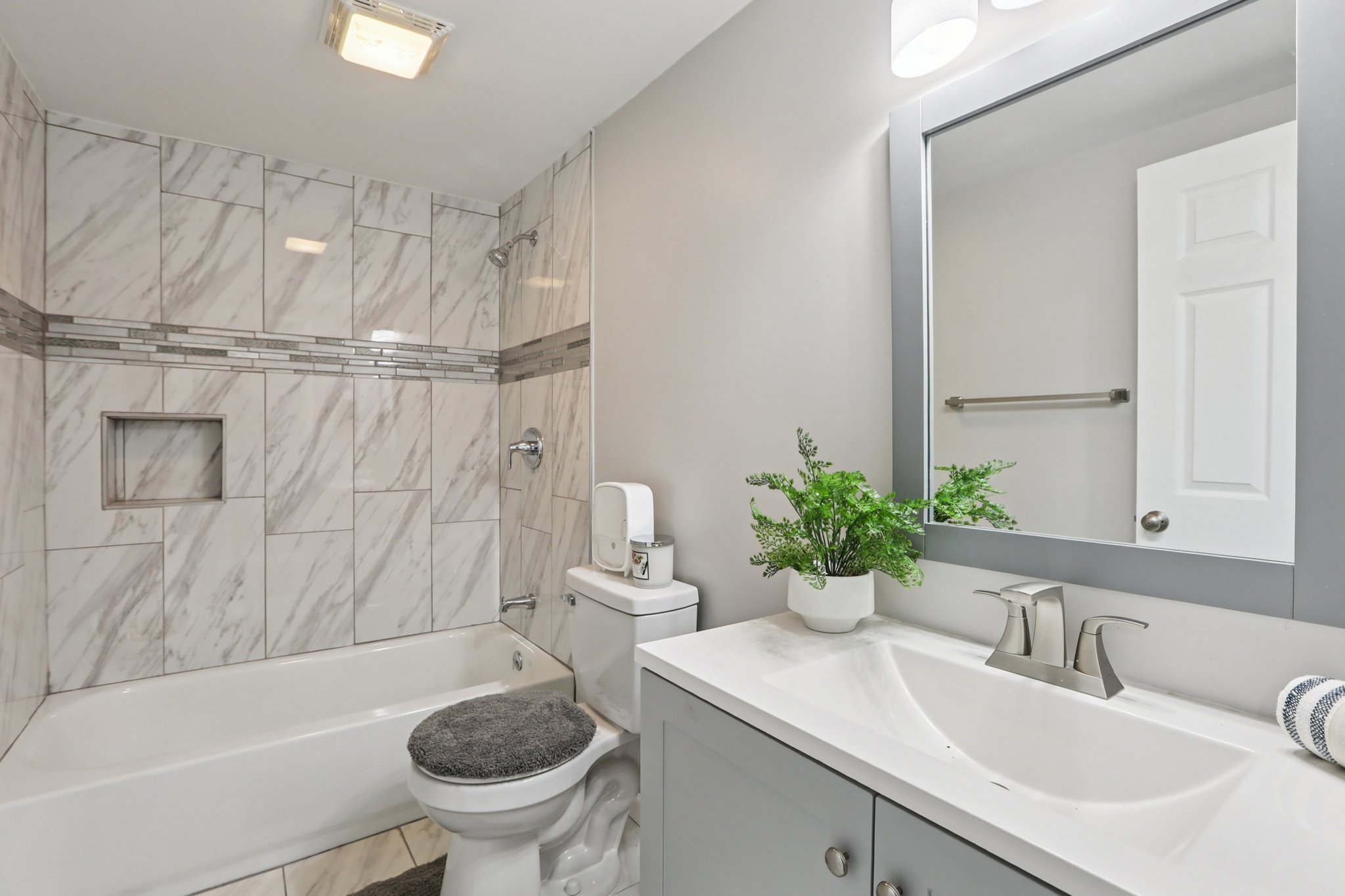 Lafayette Rd-S0907-022.jpg