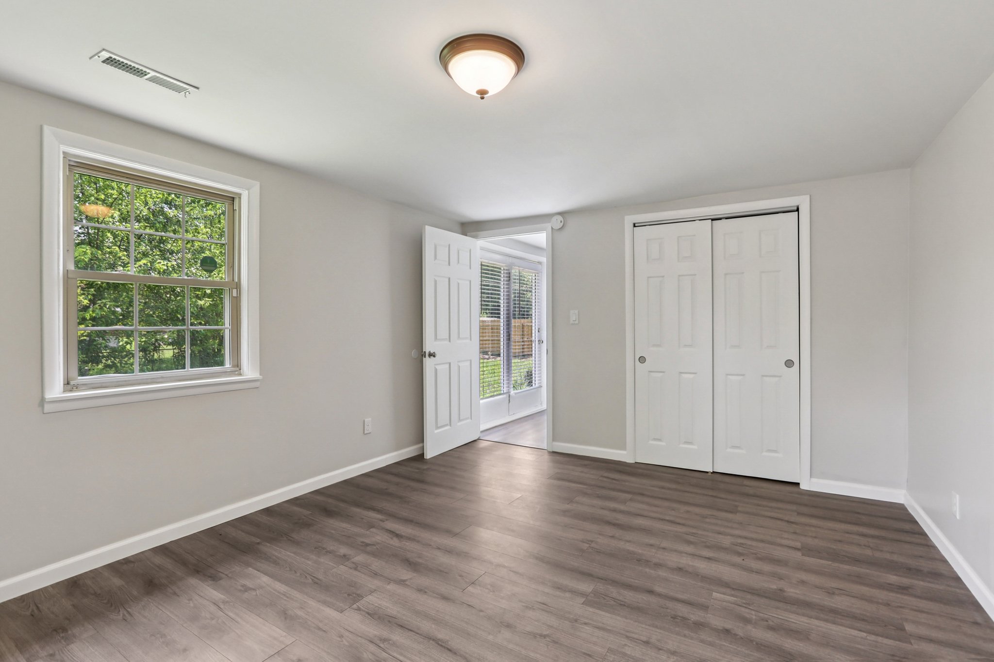 Lafayette Rd-S0907-029.jpg