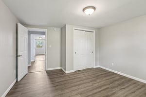 Lafayette Rd-S0907-020.jpg