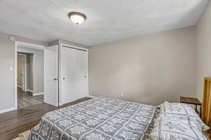 Lafayette Rd-S2204-020.jpg