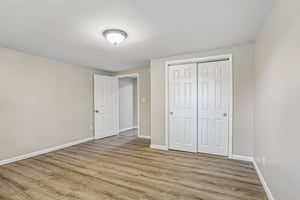 Lafayette Rd-S2204-033.jpg
