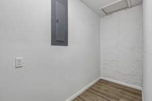 Lafayette Rd-S2204-036.jpg