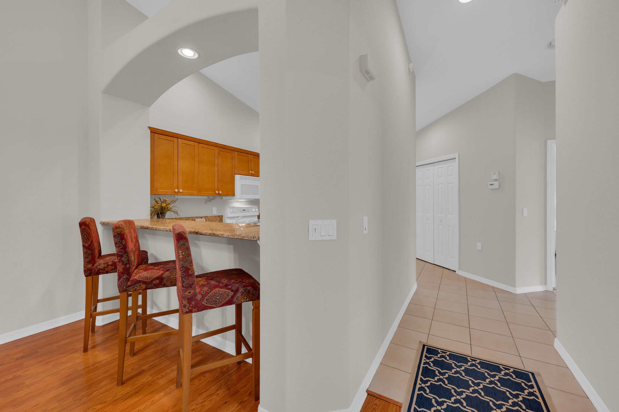 Breakfast Bar - Kitchen