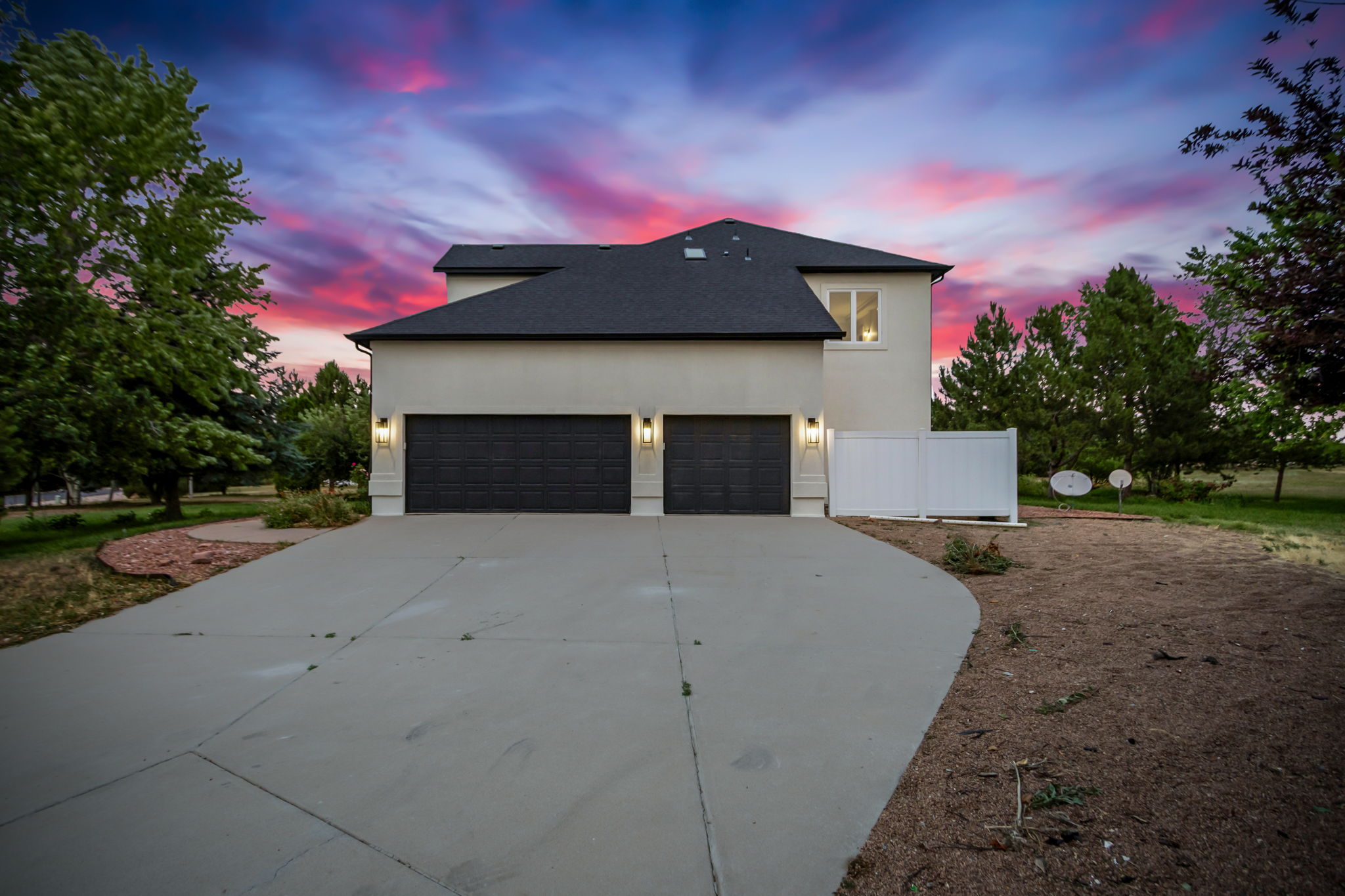  Photo 52