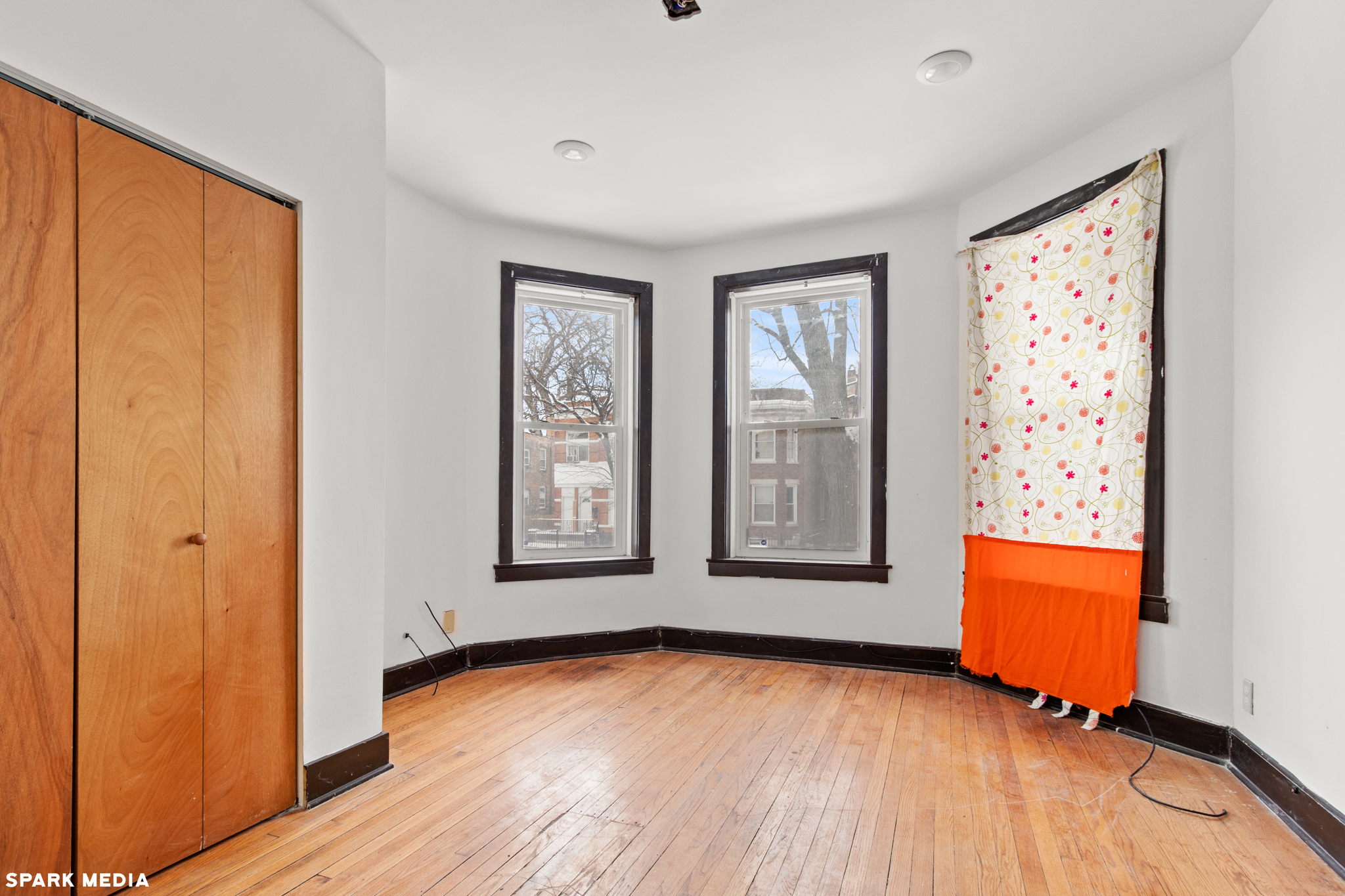 624 N Monticello Ave, Chicago, IL 60624, USA Photo 6