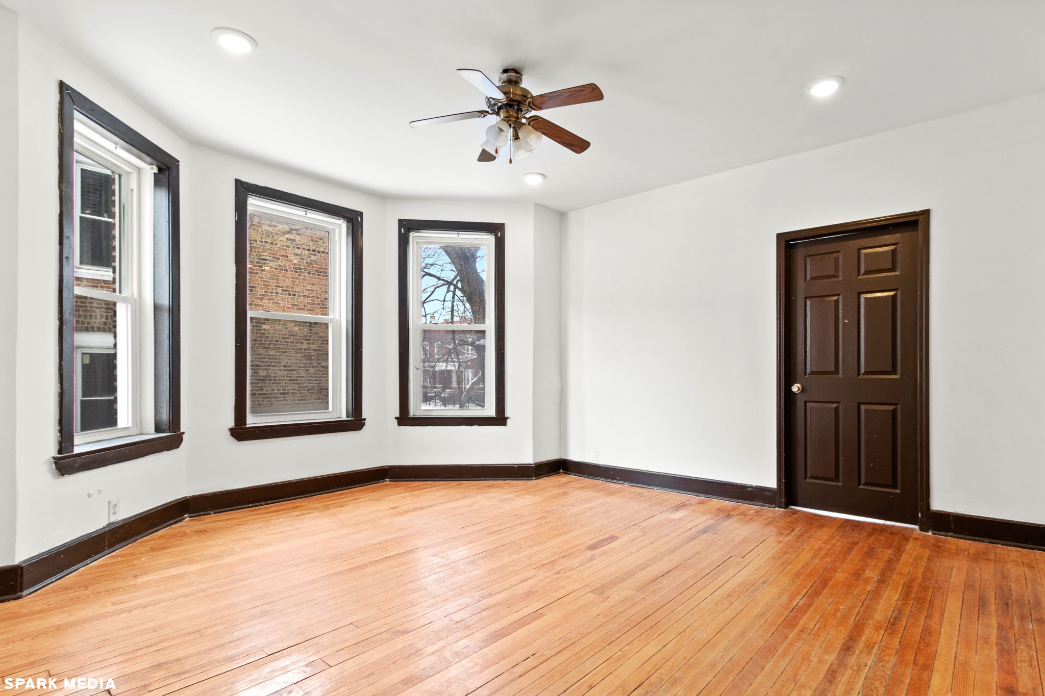 624 N Monticello Ave, Chicago, IL 60624, USA Photo 2
