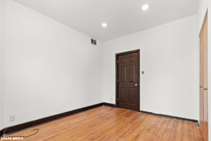 624 N Monticello Ave, Chicago, IL 60624, USA Photo 6
