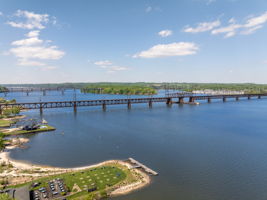  Photo 65