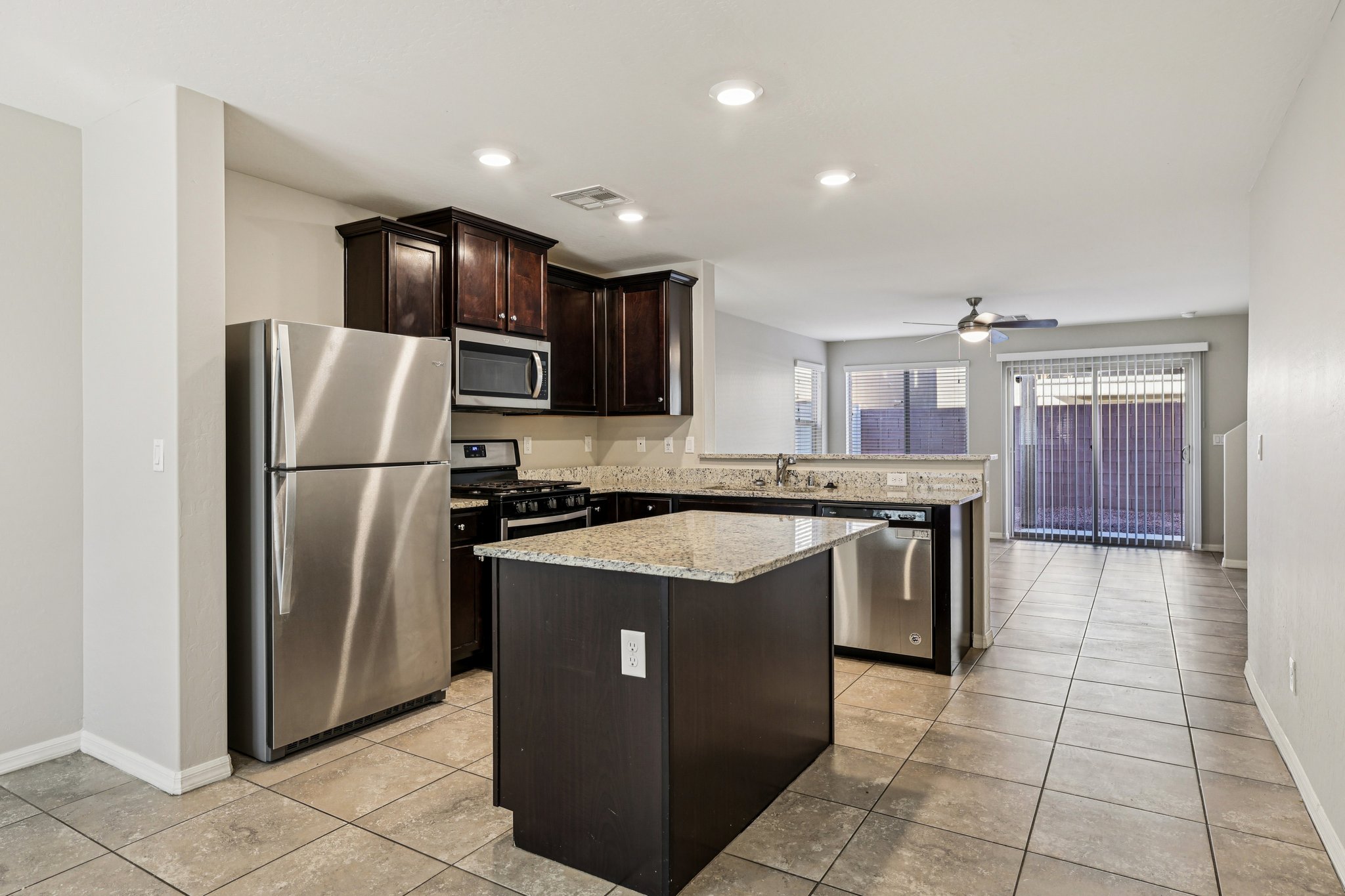 Clackamas Ct-S2810-009.jpg