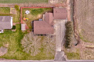  Photo 48