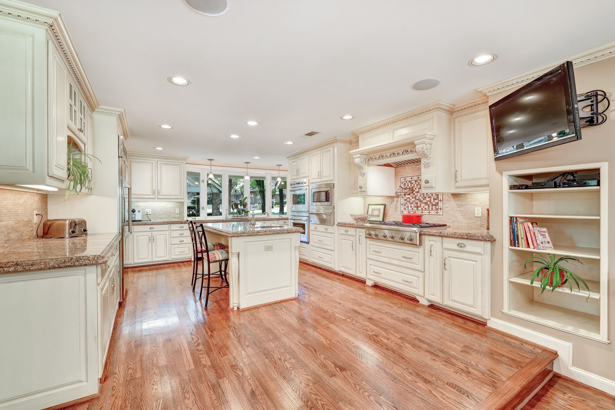 12-Kitchen-FULL