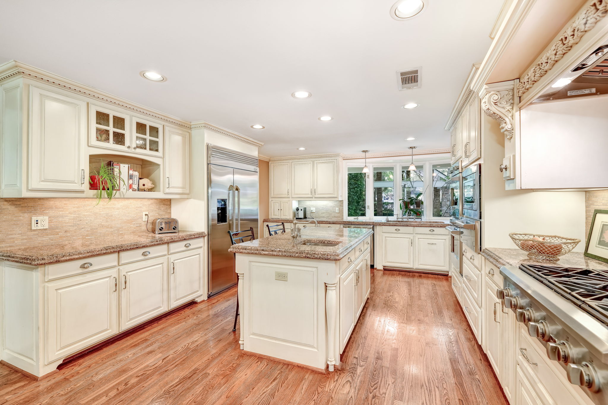 13-Kitchen-FULL