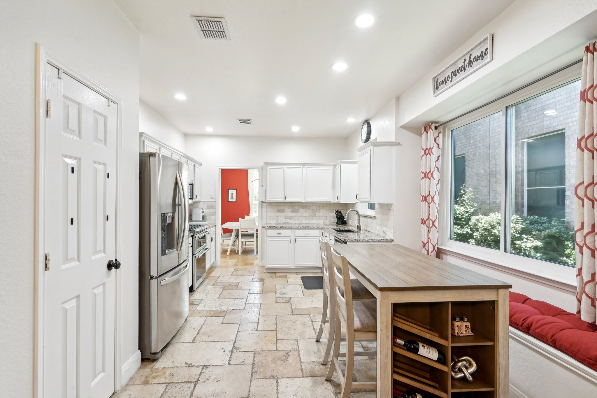 White Pine Dr-014.jpg