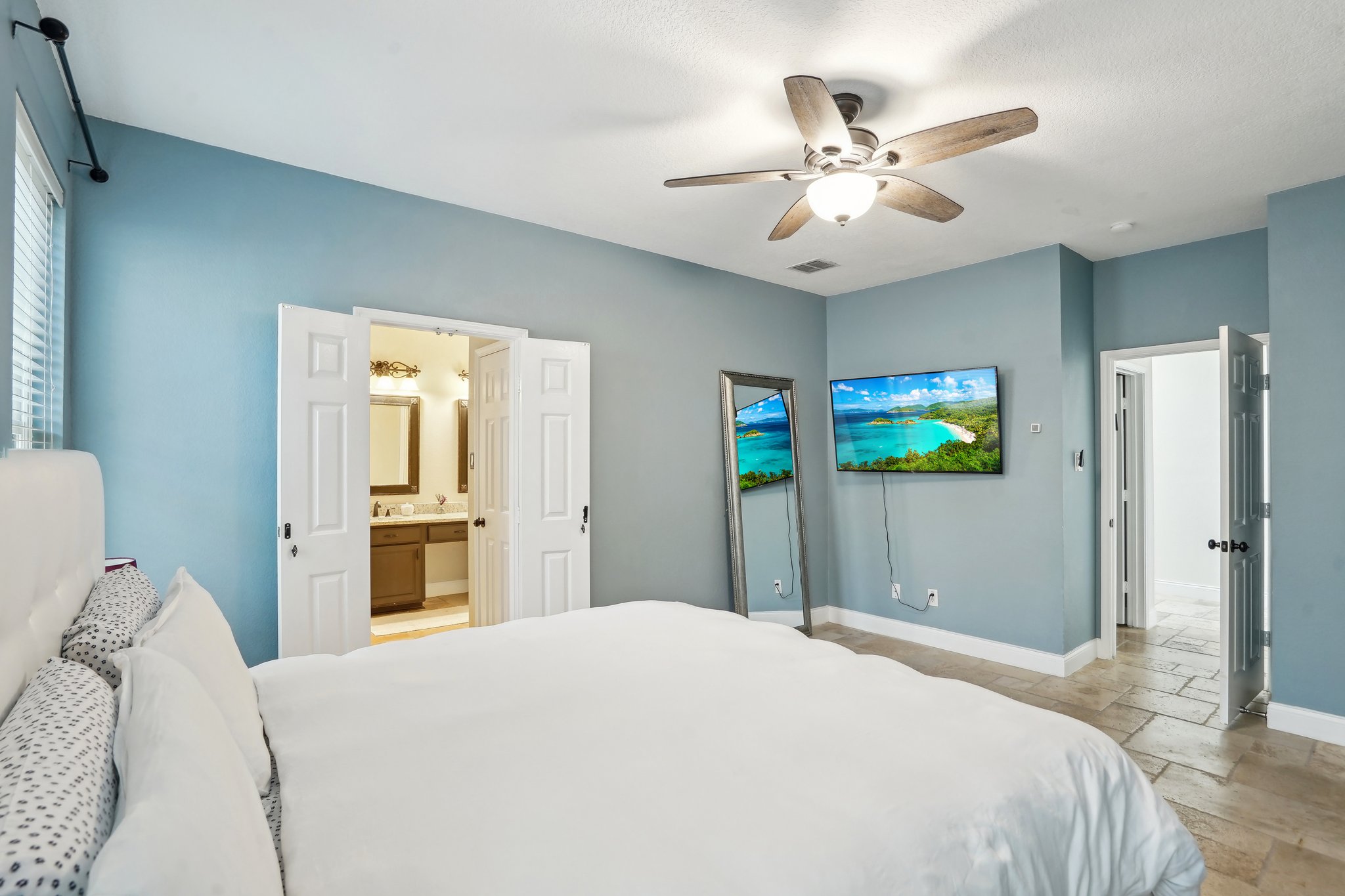 White Pine Dr-023.jpg