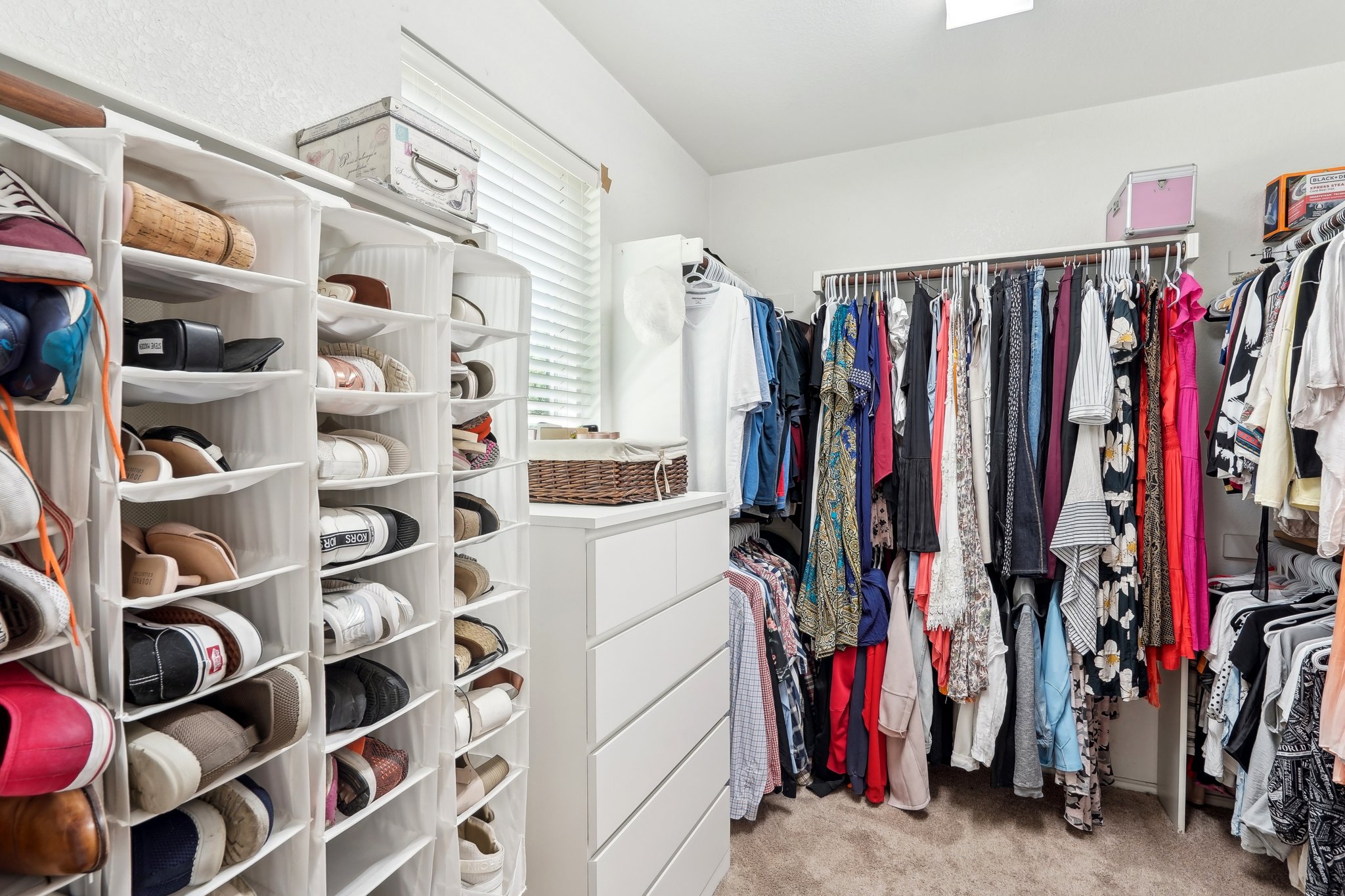 White Pine Dr-029.jpg