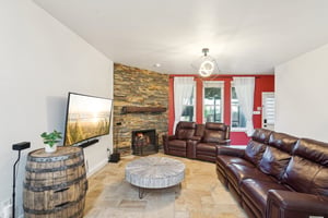 White Pine Dr-006.jpg