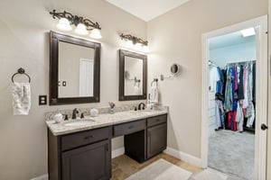 White Pine Dr-026.jpg