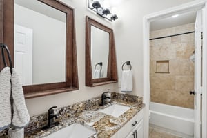 White Pine Dr-042.jpg