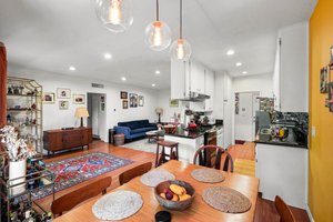 6245 Woodman Avenue 202-18.jpg