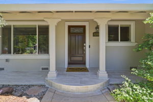 005_f8_6246 Gunter Way