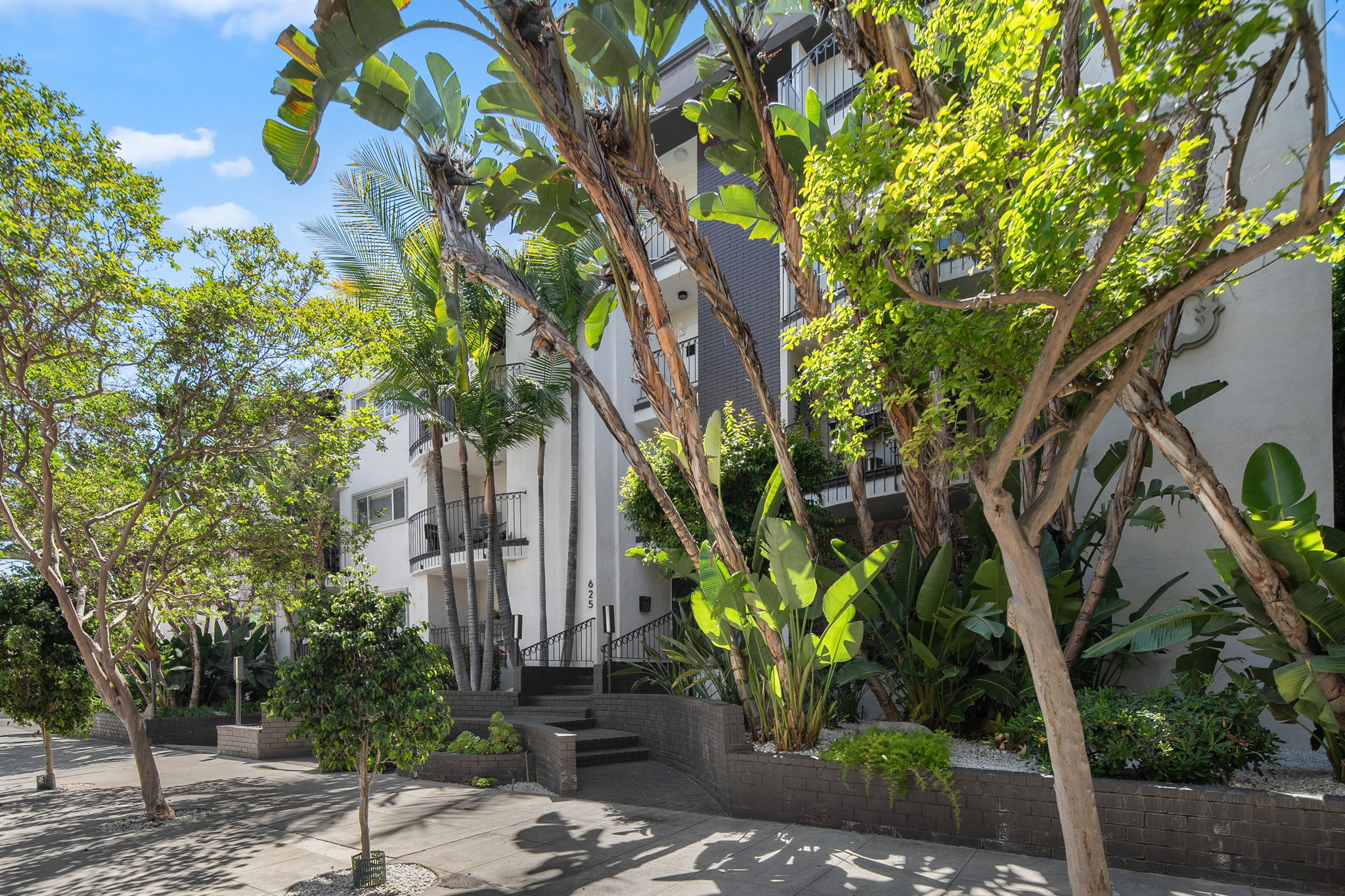 625 N Flores Street 205-1